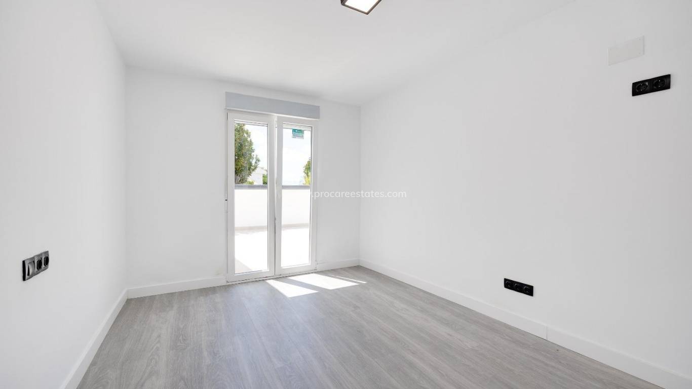 Reventa - Villa - Torrevieja - El Chaparral