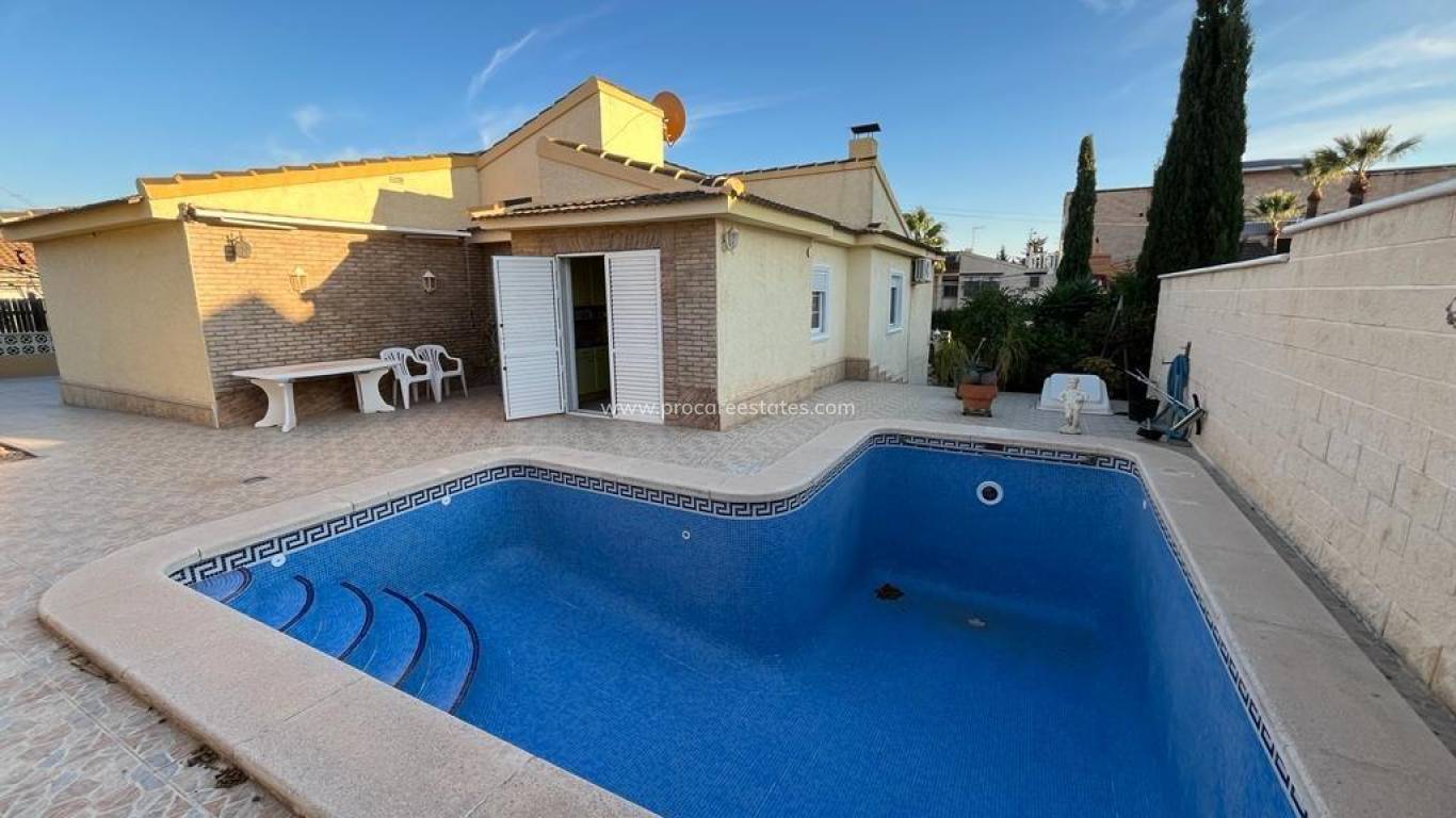 Reventa - Villa - Torrevieja - Eliseos playa