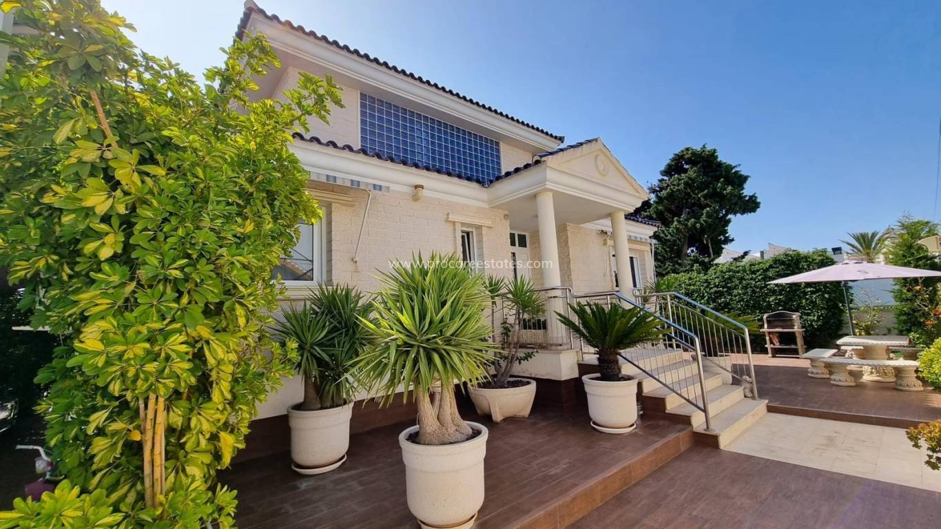 Reventa - Villa - Torrevieja - La Mata