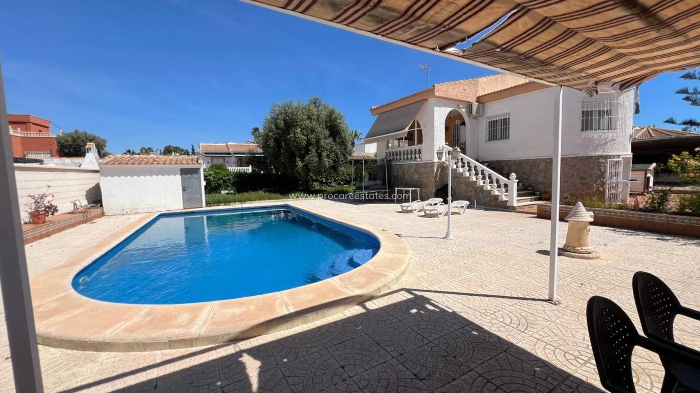 Reventa - Villa - Torrevieja - La Siesta - El Salado - Torreta