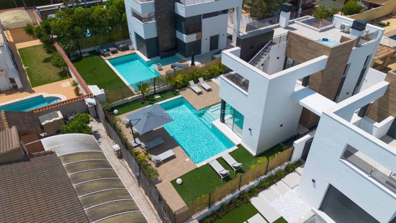 Reventa - Villa - Torrevieja - La Siesta - El Salado - Torreta