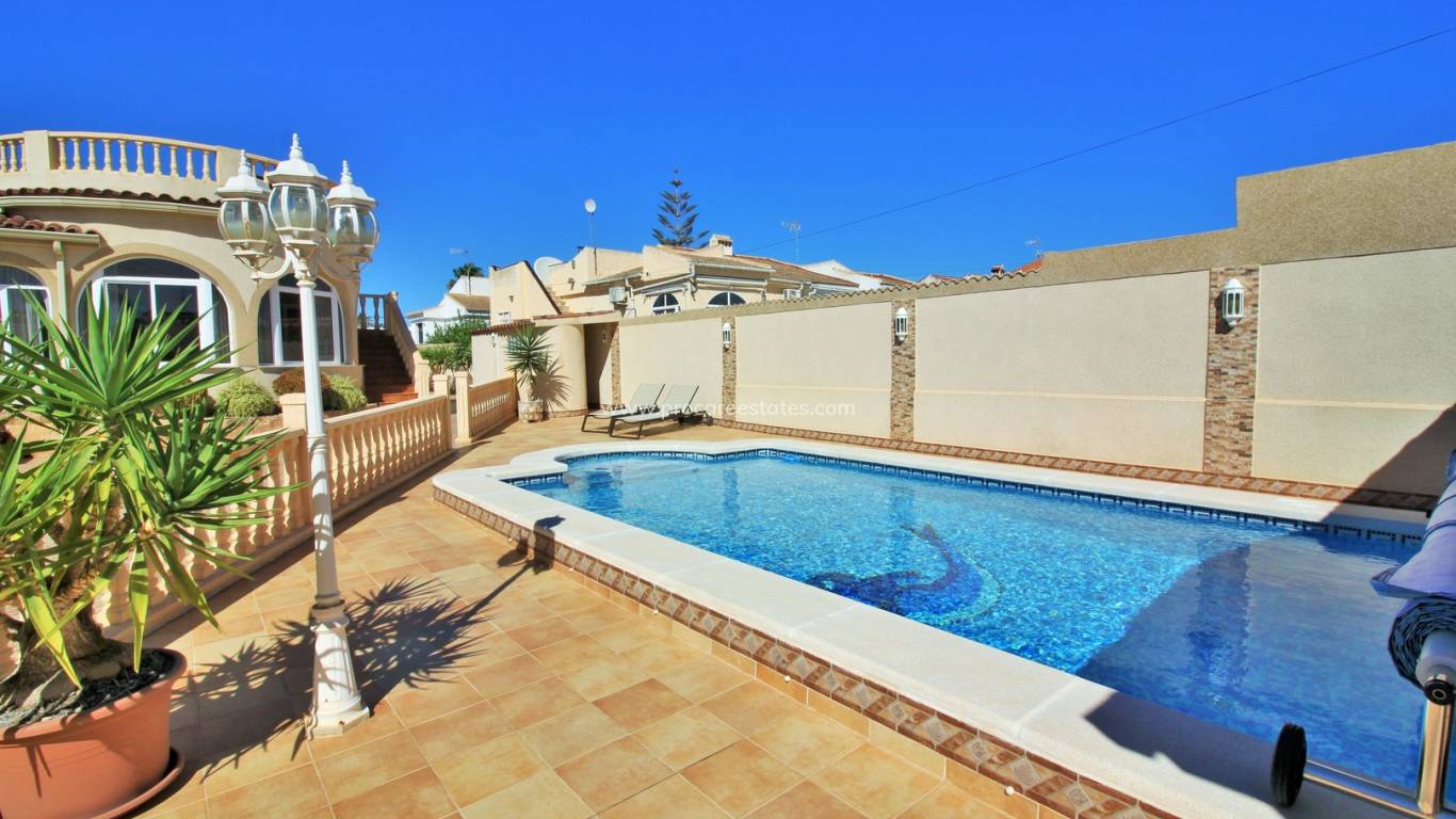 Reventa - Villa - Torrevieja - La Siesta - San Luis