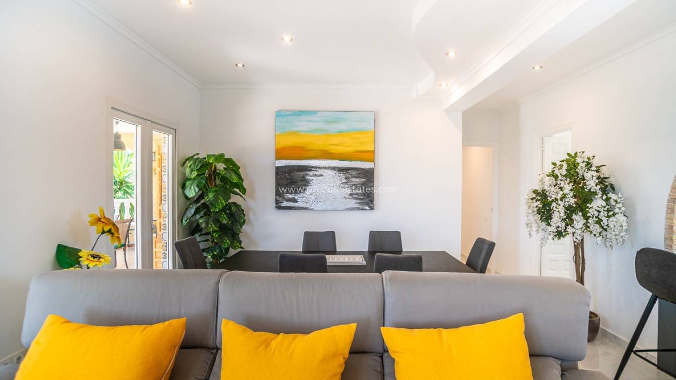 Reventa - Villa - Torrevieja - La Siesta