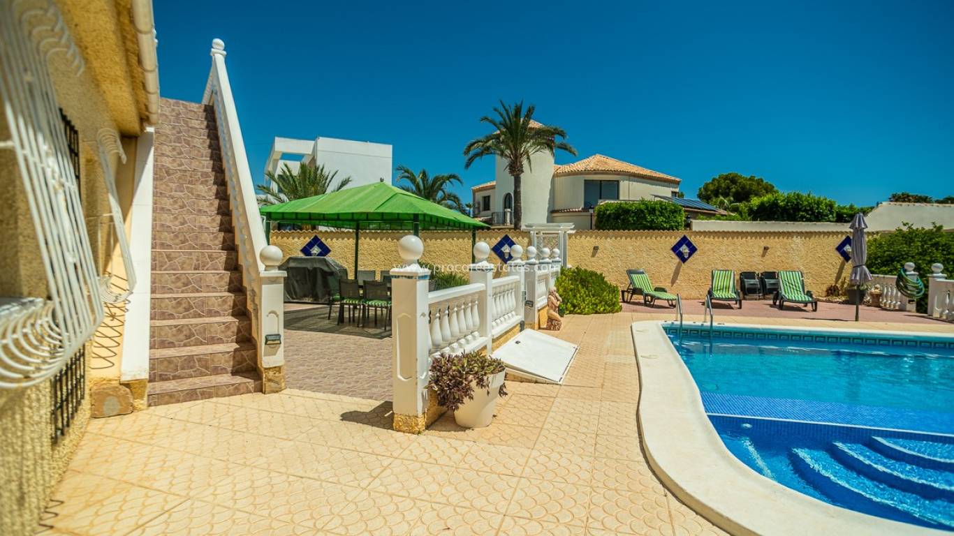 Reventa - Villa - Torrevieja - La Siesta