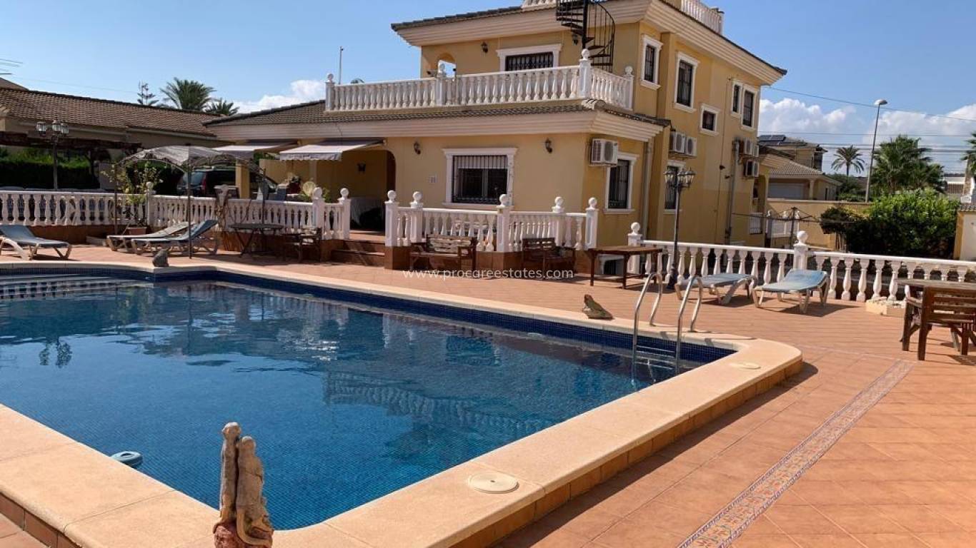 Reventa - Villa - Torrevieja - Los Altos