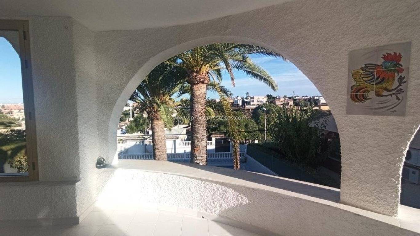 Reventa - Villa - Torrevieja - Los Balcones