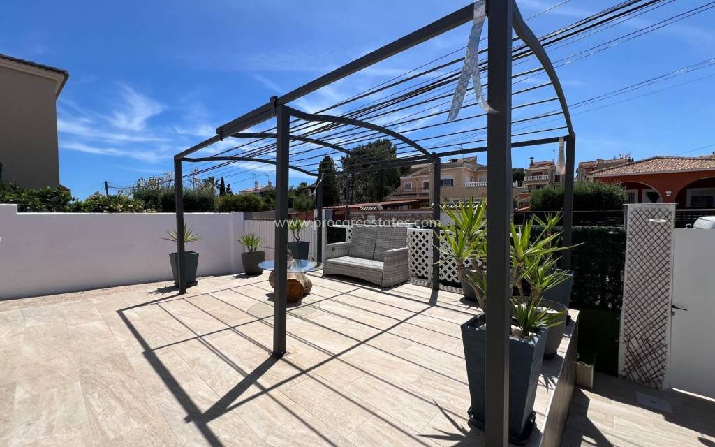 Reventa - Villa - Torrevieja - Los Balcones