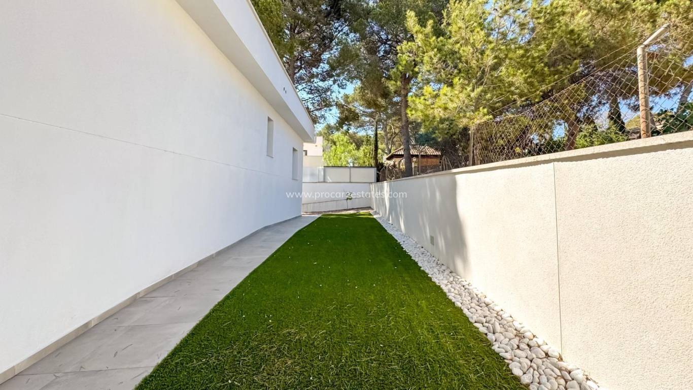 Reventa - Villa - Torrevieja - Los Balcones