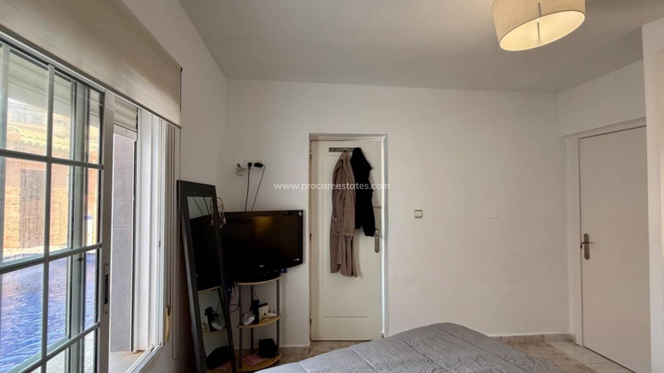 Reventa - Villa - Torrevieja - Playa Del Cura