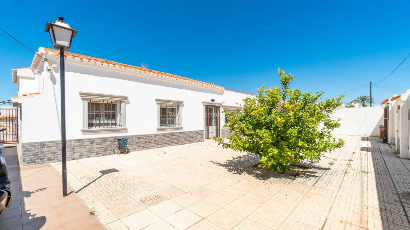 Reventa - Villa - Torrevieja - Torreta-Florida
