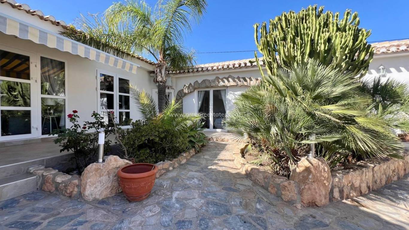 Reventa - Villa - Torrevieja - Torrevieja Center