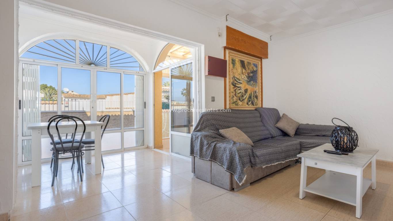 Reventa - Villa - Torrevieja - Urbanización San Luis