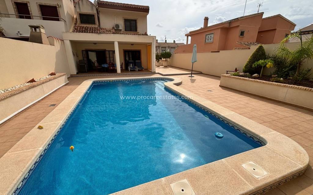 Reventa - Villa - Torrevieja