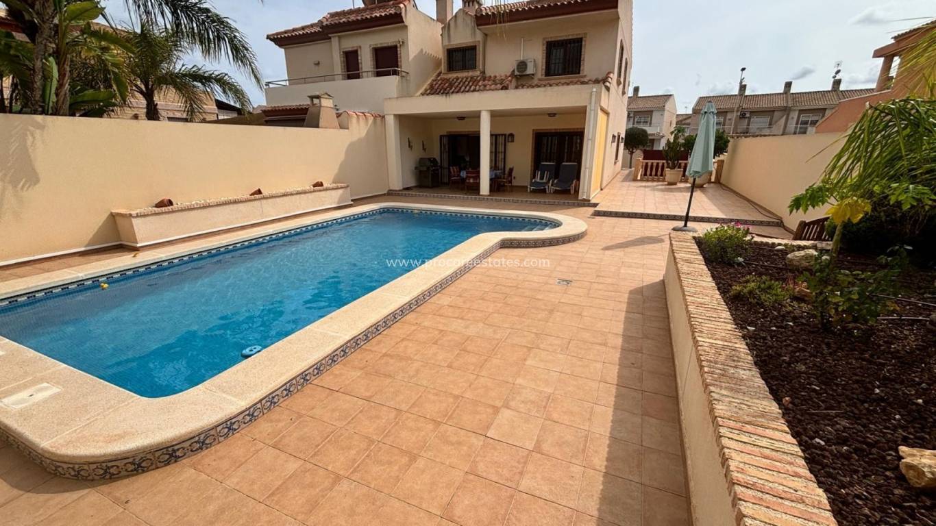 Reventa - Villa - Torrevieja