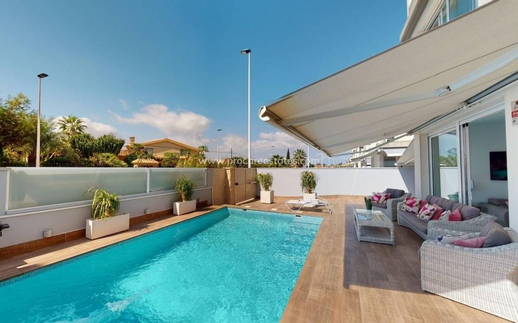 Reventa - Villa - Torrevieja