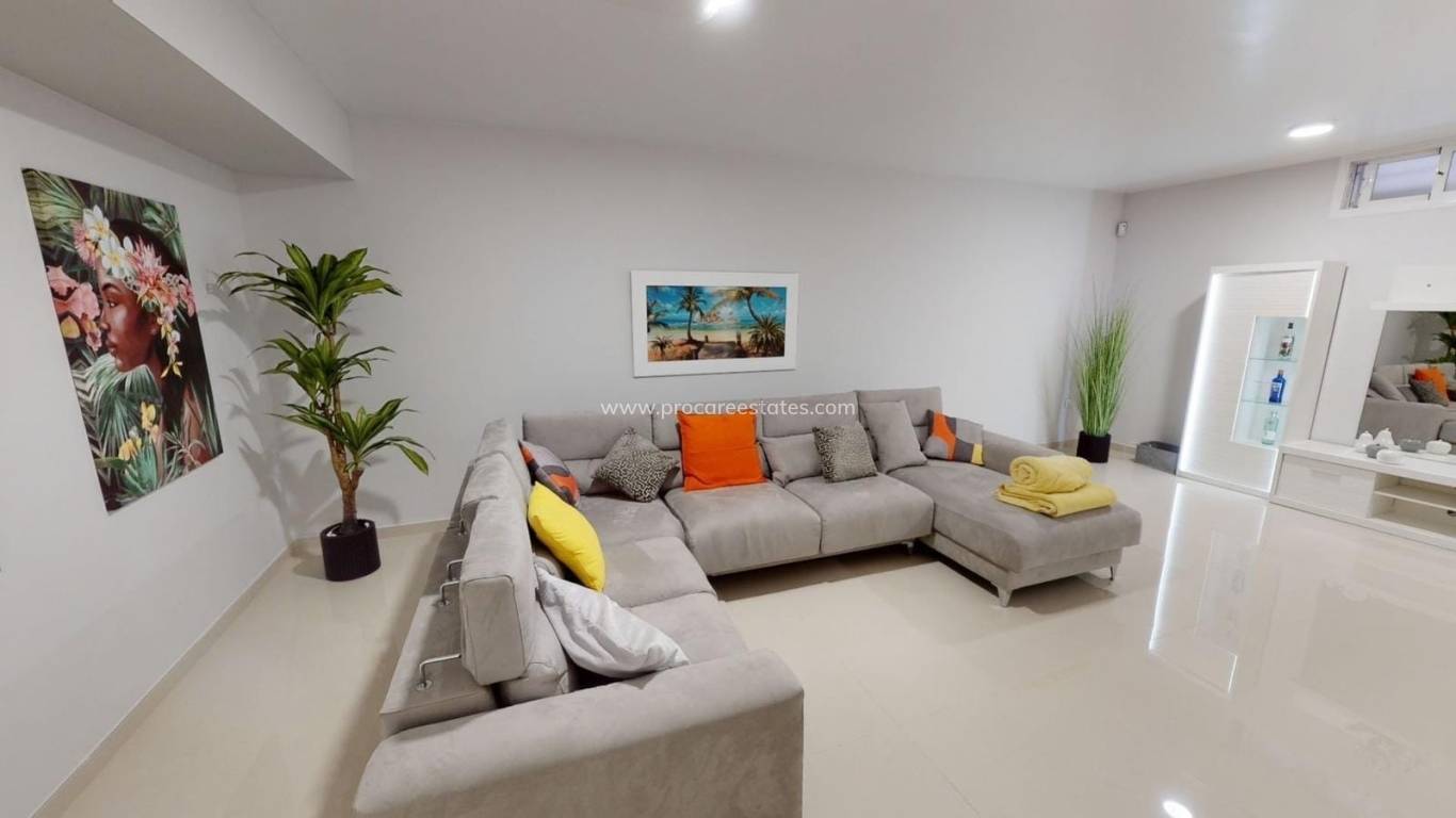 Reventa - Villa - Torrevieja