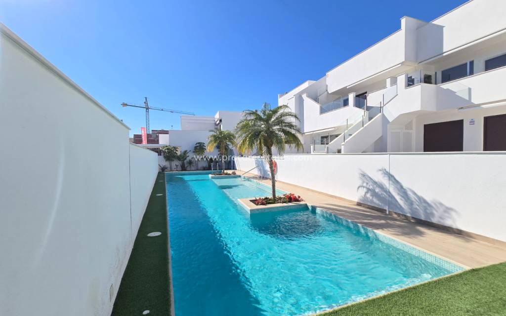 Revente - Apartment / Flat * - Pilar de la Horadada *