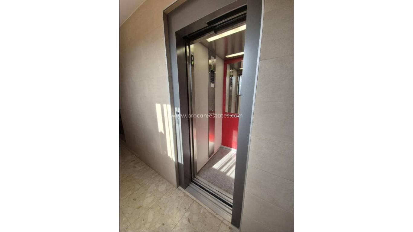 Revente - Appartement - Alfaz del PI - Pueblo