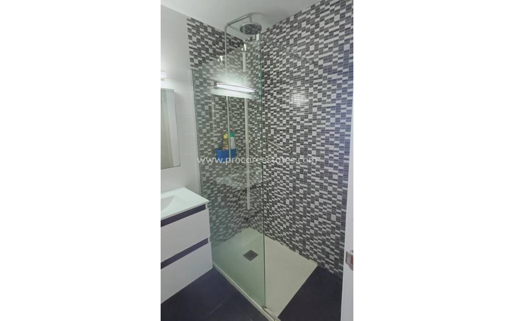 Revente - Appartement - Alicante