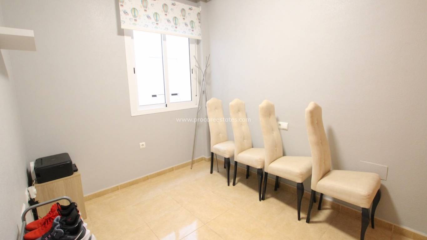 Revente - Appartement - Almoradi