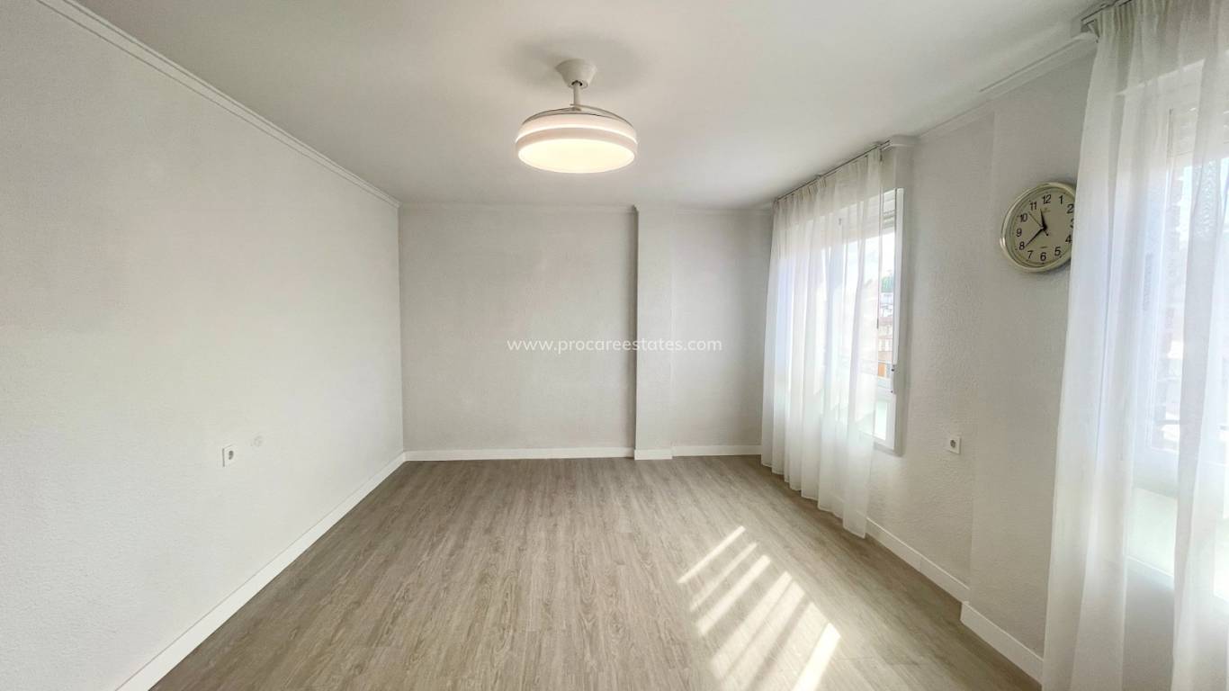 Revente - Appartement - Bigastro
