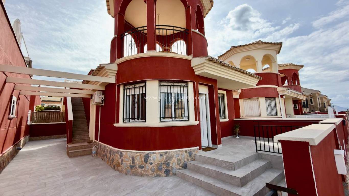 Revente - Appartement - Daya Nueva