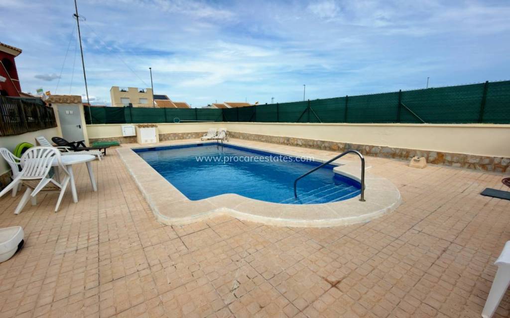 Revente - Appartement - Daya Nueva