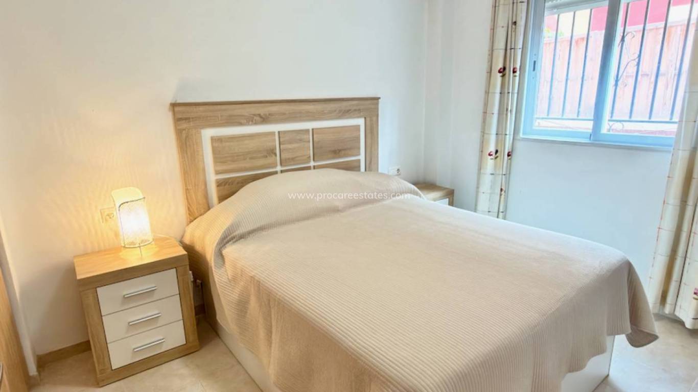 Revente - Appartement - Daya Nueva