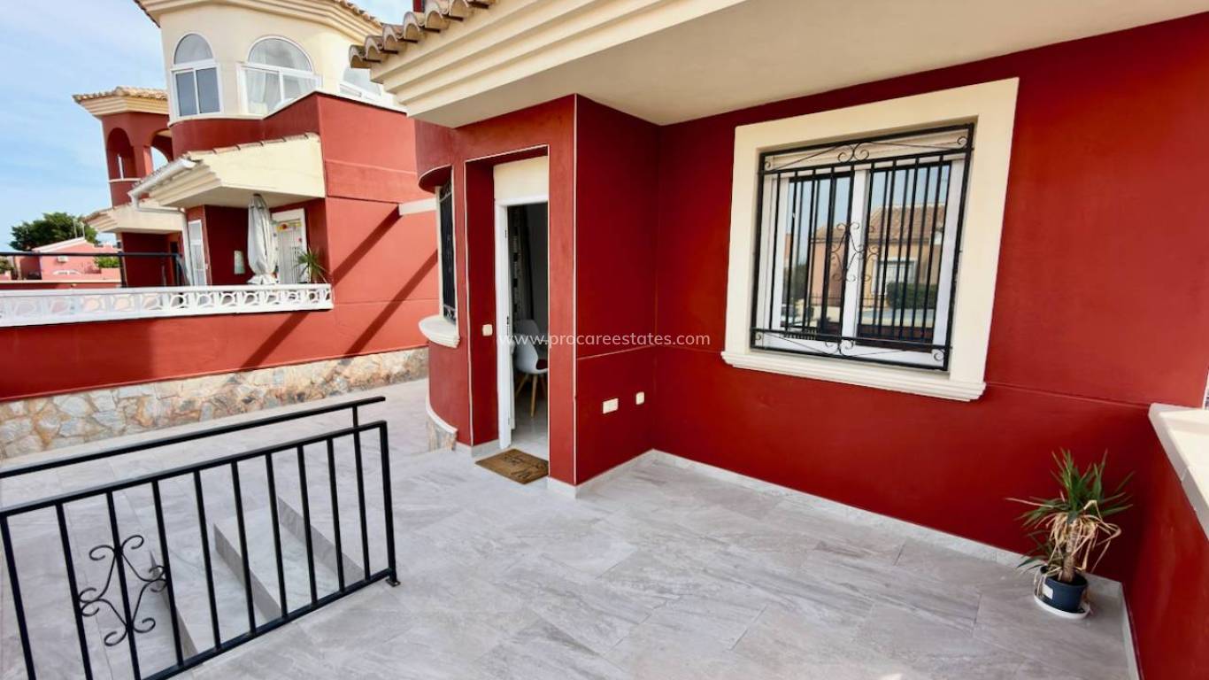 Revente - Appartement - Daya Nueva