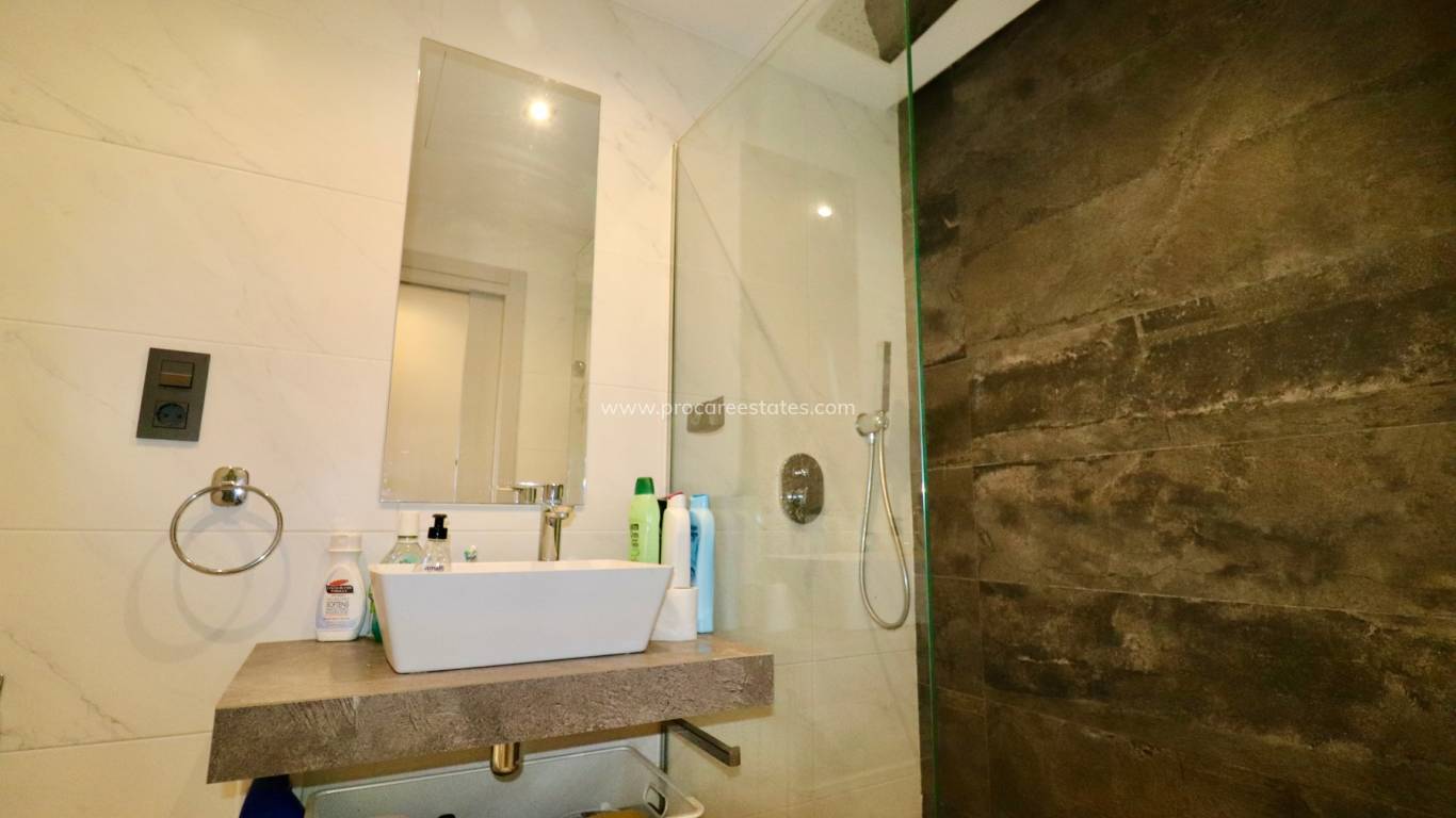 Revente - Appartement - Guardamar del Segura - Guardamar - El Raso