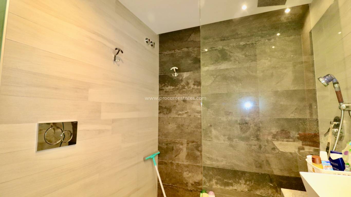 Revente - Appartement - Guardamar del Segura - Guardamar - El Raso