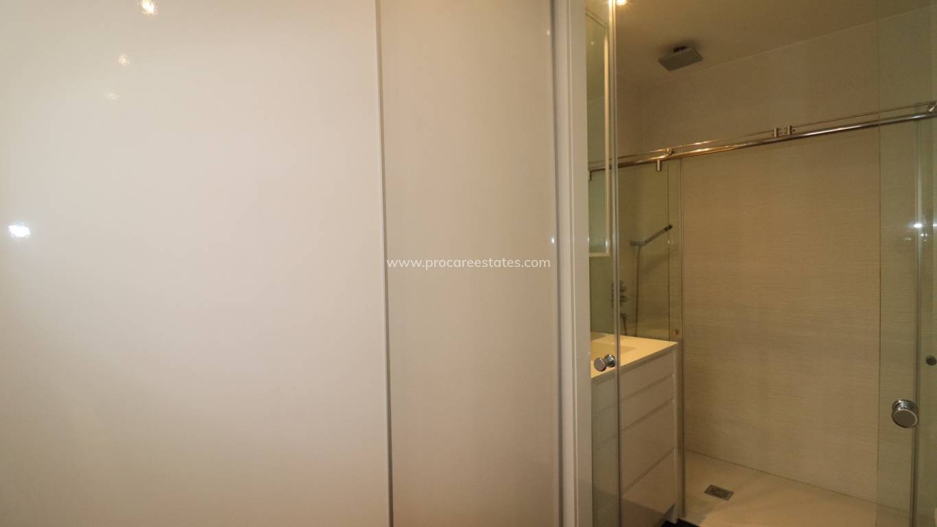 Revente - Appartement - Guardamar del Segura - Marjal Beach