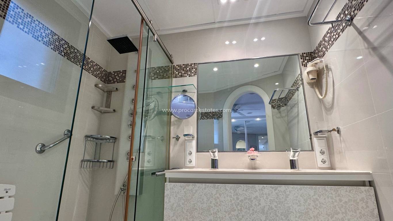 Revente - Appartement - Guardamar del Segura - Marjal Beach