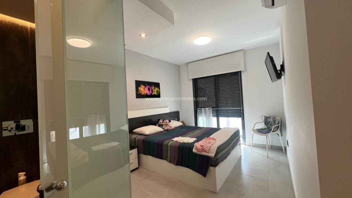 Revente - Appartement - Guardamar del Segura - Urbanizaciones