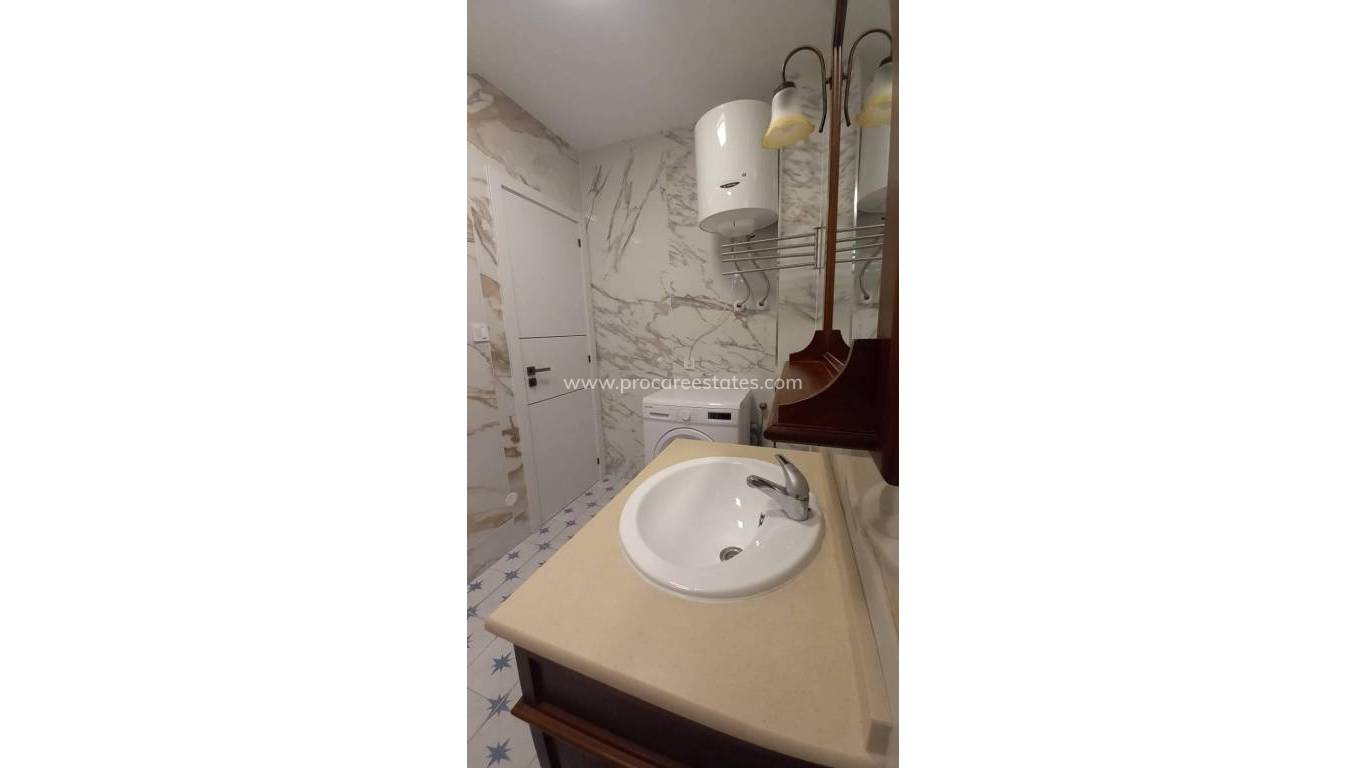 Revente - Appartement - Lo Pagan - LA PUNTICA