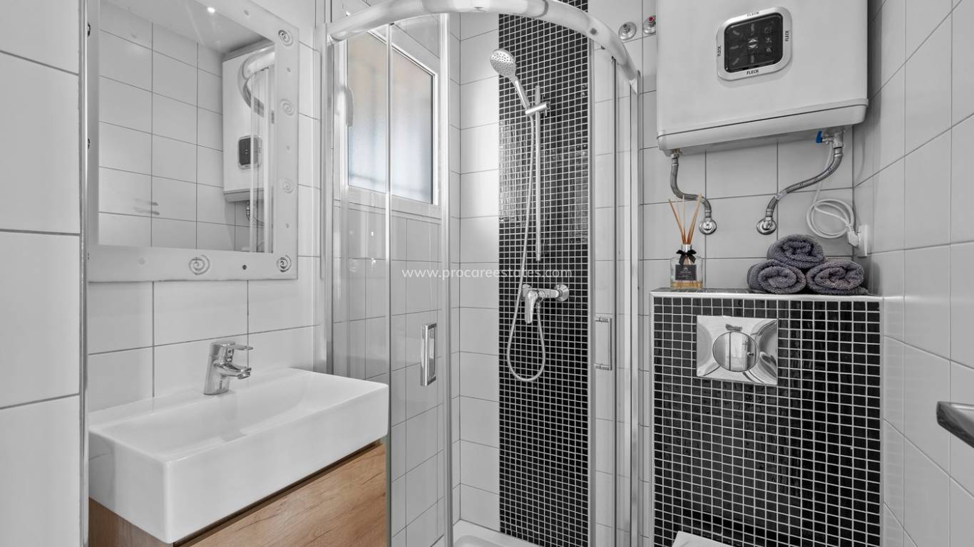 Revente - Appartement - Orihuela Costa - Punta Prima