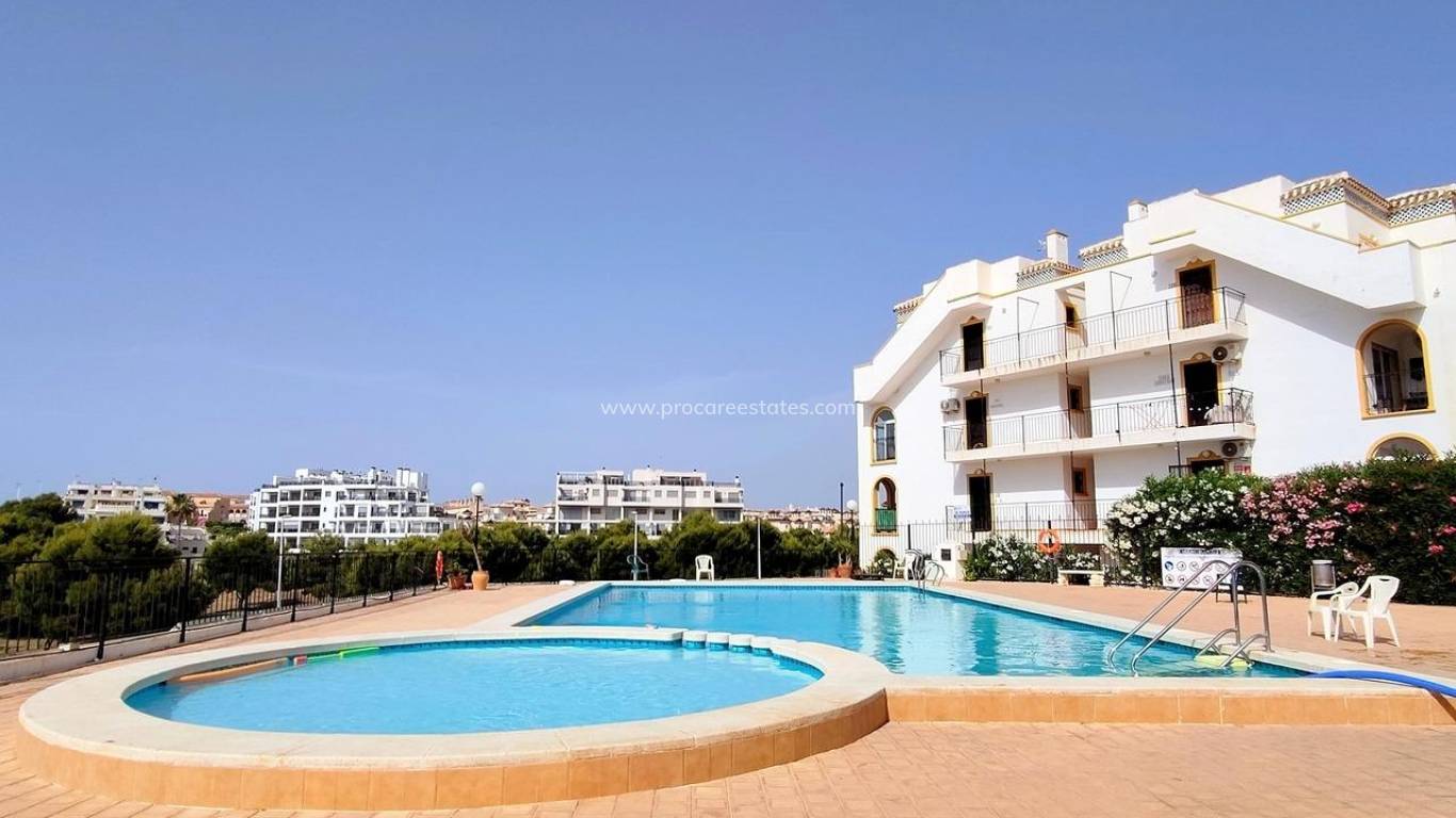 Revente - Appartement - Orihuela Costa - Vistabella Golf