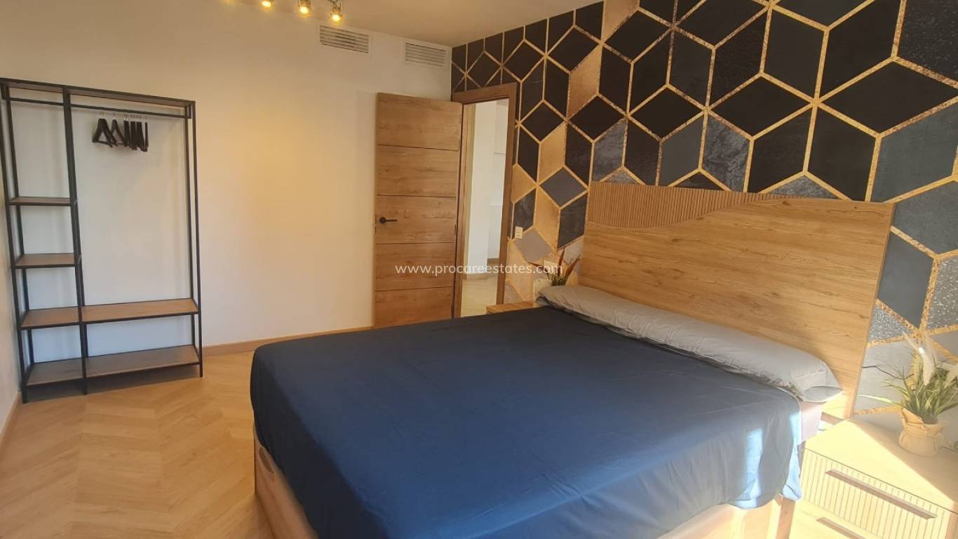 Revente - Appartement - Torrevieja - Acequion