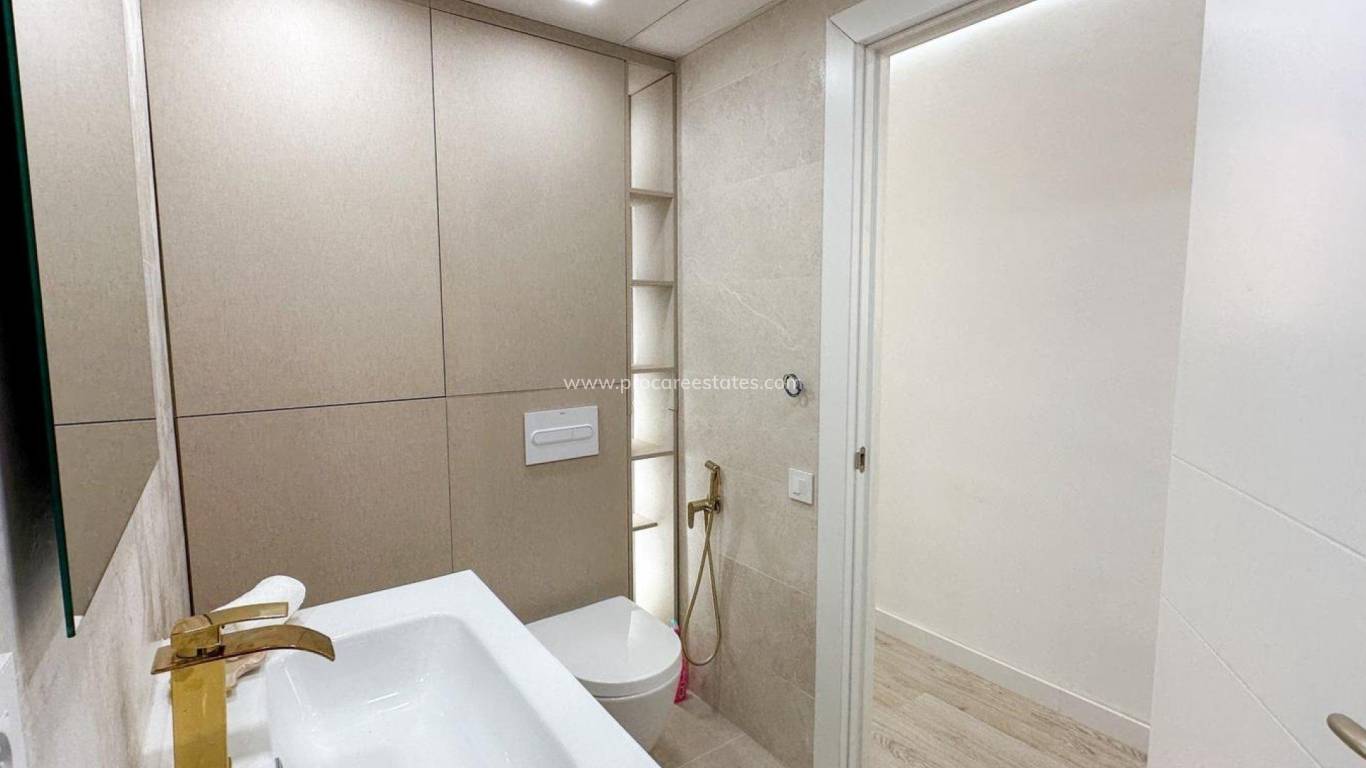 Revente - Appartement - Torrevieja - Acequion