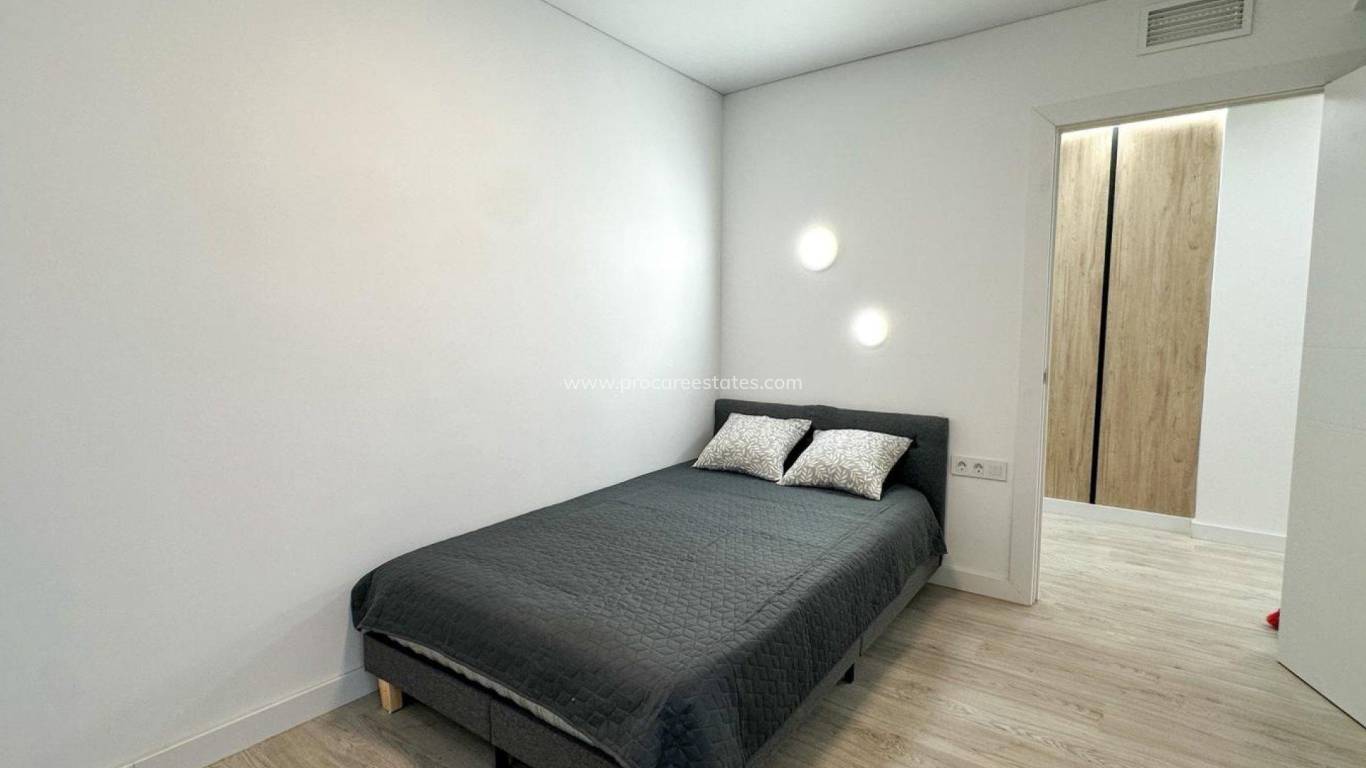 Revente - Appartement - Torrevieja - Acequion