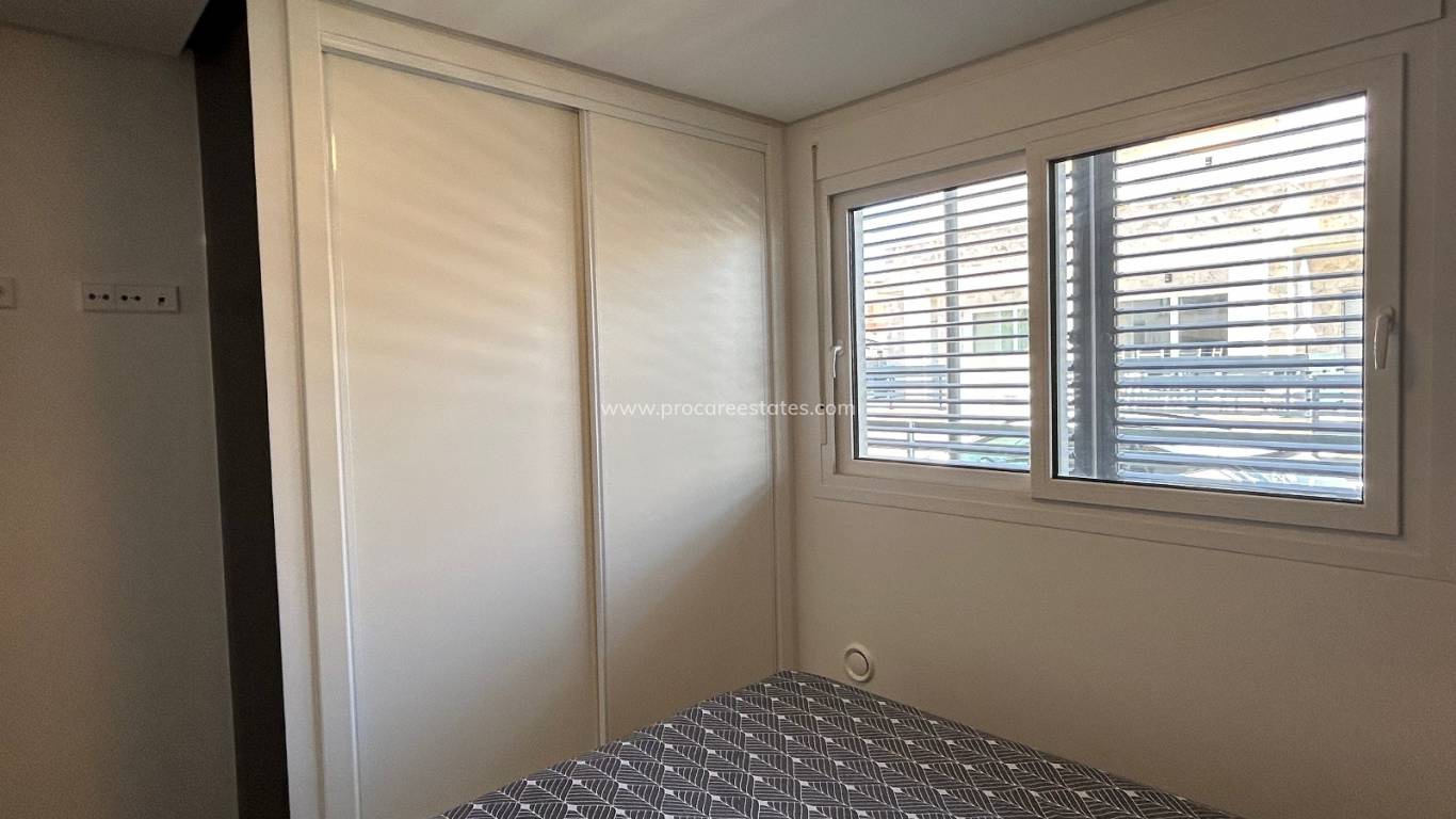 Revente - Appartement - Torrevieja - Aguas Nuevas
