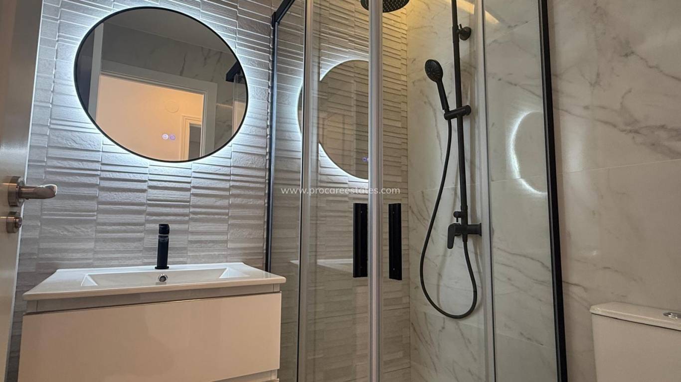 Revente - Appartement - Torrevieja - Aguas Nuevas