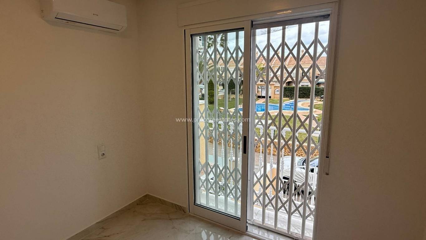 Revente - Appartement - Torrevieja - Aguas Nuevas