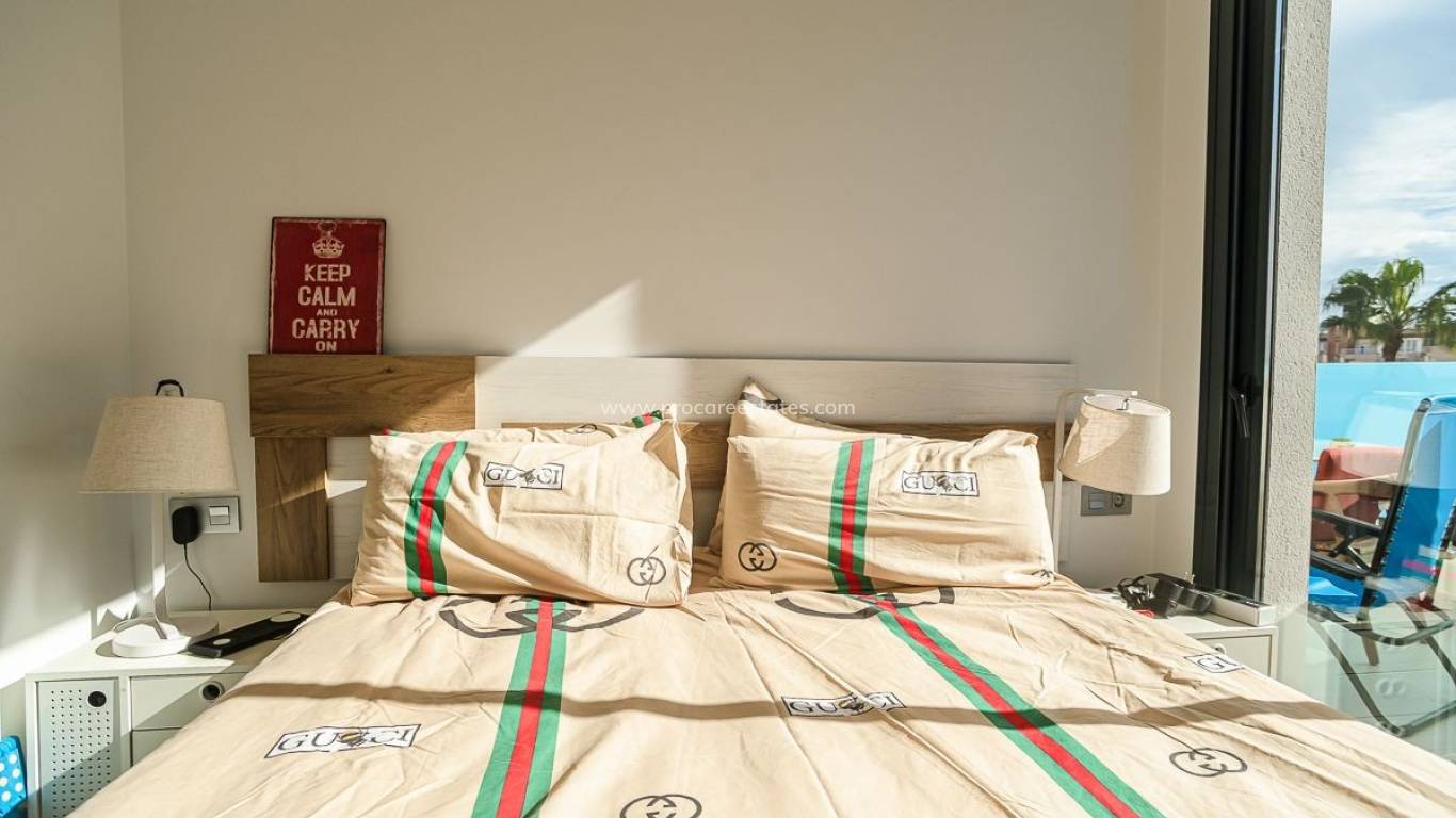 Revente - Appartement - Torrevieja - Calas Blancas