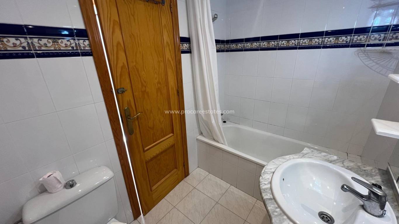 Revente - Appartement - Torrevieja - Carrefour Area