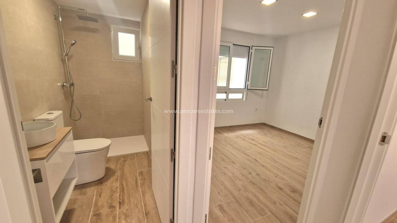 Revente - Appartement - Torrevieja - La Mata