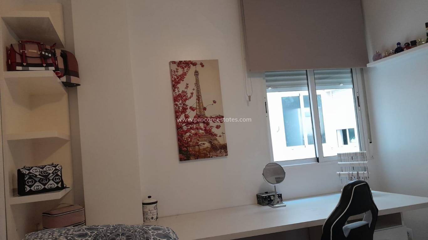 Revente - Appartement - Torrevieja - Nueva Torrevieja