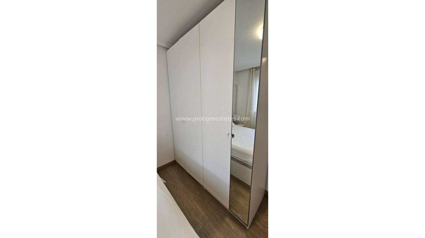 Revente - Appartement - Torrevieja - Paseo maritimo