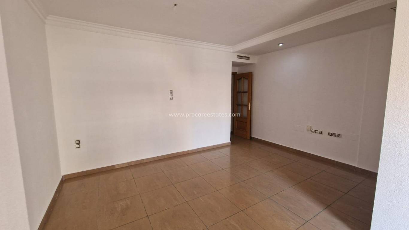 Revente - Appartement - Torrevieja - Paseo maritimo