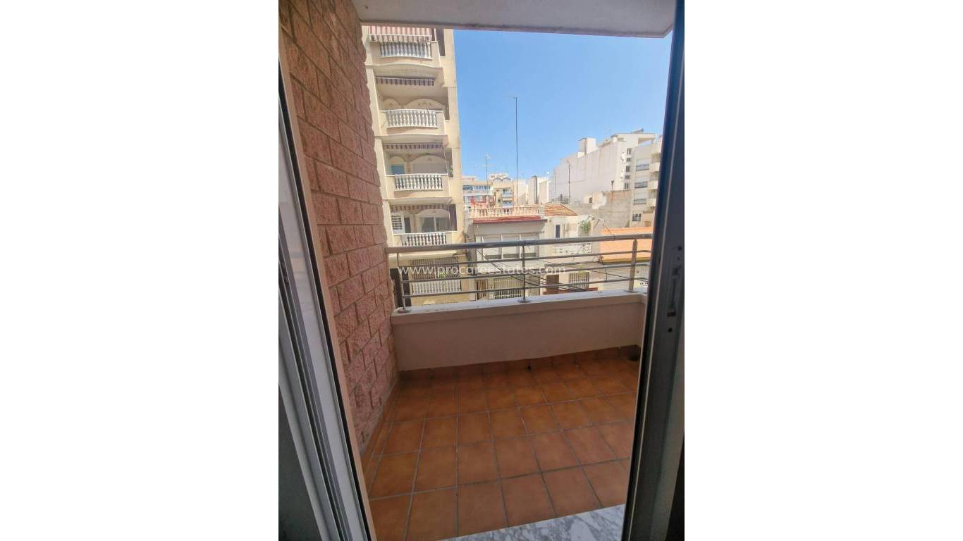 Revente - Appartement - Torrevieja - Paseo maritimo